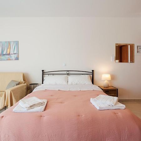 Georgia Seaview Apartment B2 칼라마타 외부 사진